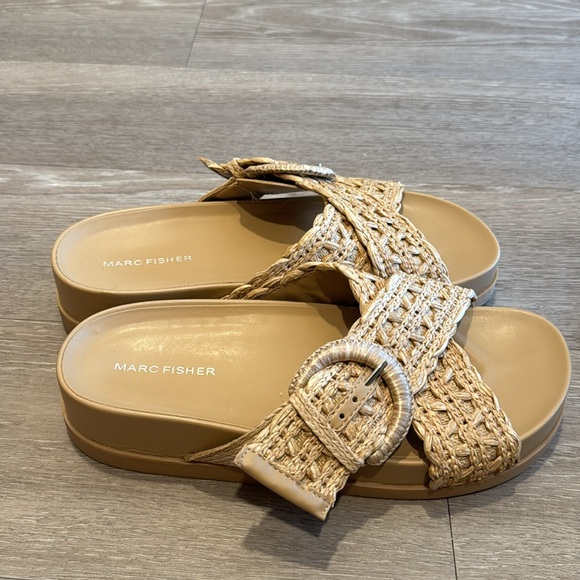 Marc Fisher Welti Sandal - Picture 2 of 3
